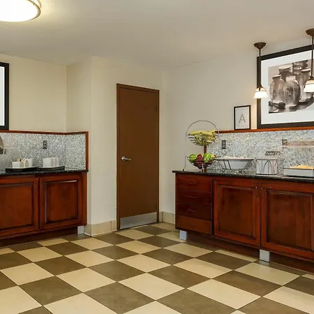 Red Lion Inn & Suites Hattiesburg-2