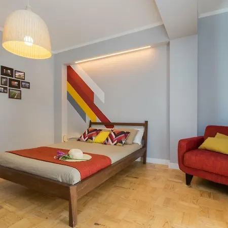 Lisbon Airport Hostel-3