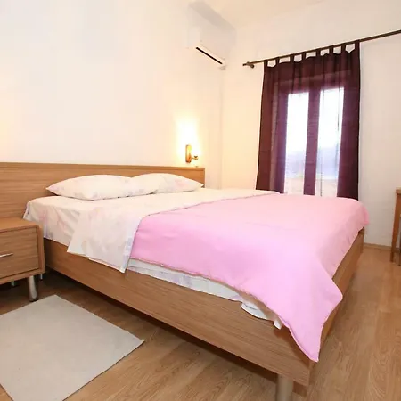 Rooms With The Sea View-2