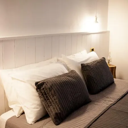 A Casa Di Gaia Bed And Breakfast-2
