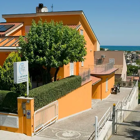 La Perla Del Conero Affittacamere-3