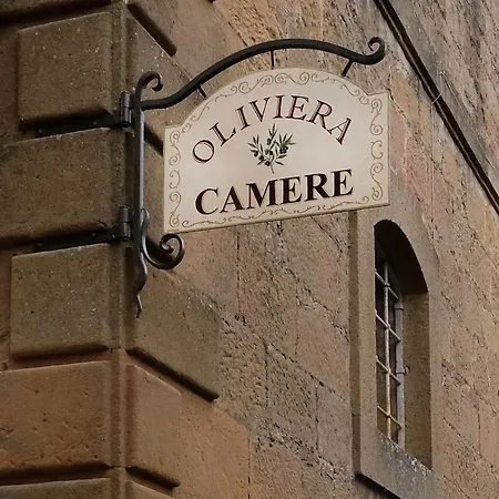 Oliviera Camere-2
