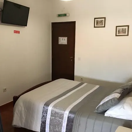 Hospedaria O Castelo-3