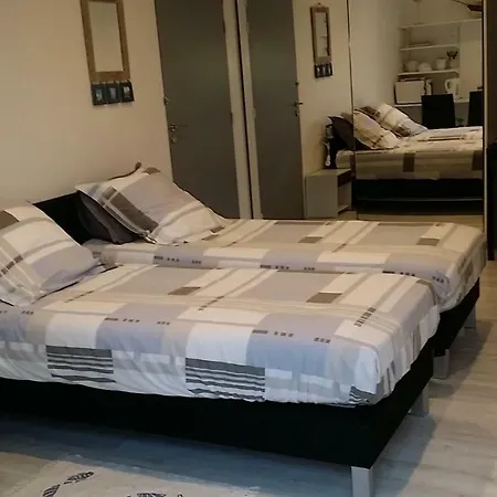 Chambre spacieuse, moderne et très confortable à Perros-Guirec-3