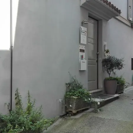 Largo Fileni 7-3