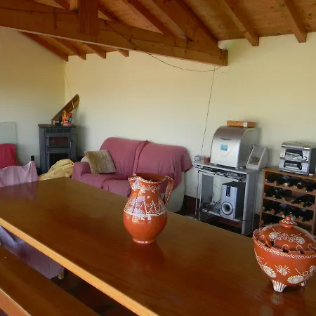 Casa Estrada Da Guia-2