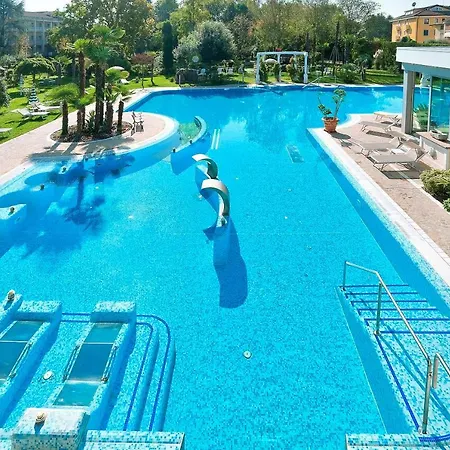 Hotel Harrys' Garden-2