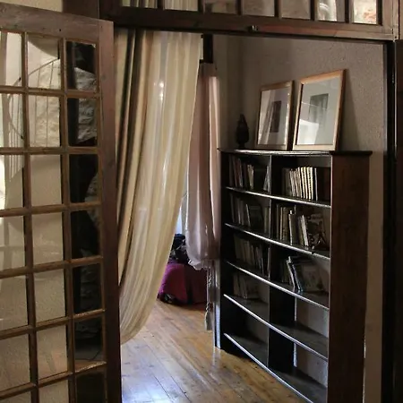 Chambre cozy et Salon de 60 m2 au coeur de la cité-3