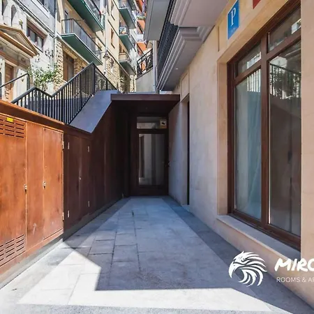 Mirotza Rooms And Apartments-2