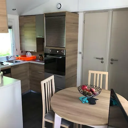 Mobil Home Proche Du Plan D'Eau D'Embrun-3
