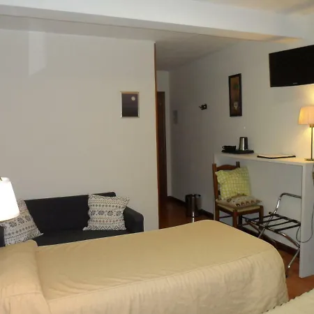 Hostal Coruña-3