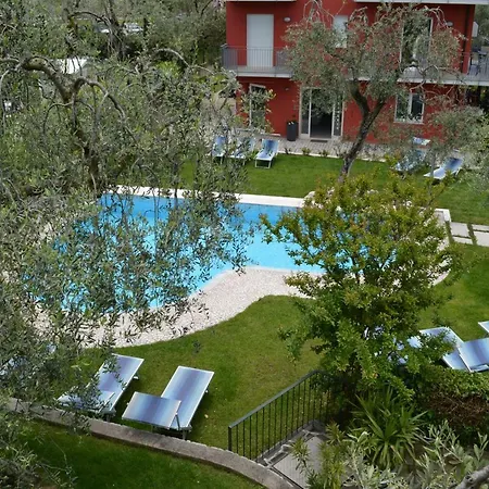 Appartamenti Residence La Pergola-2