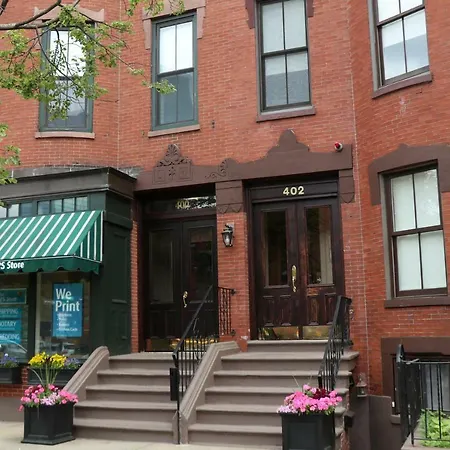 Charming Studio In Boston Brownstone, C. Ave #33-2