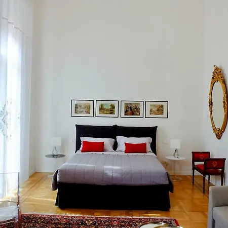 B&B Second Floor Centro Storico Bologna-2