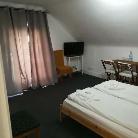 Royal Guest House II-3