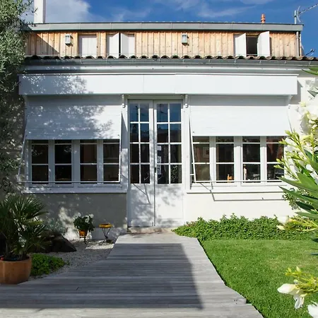 La Ferrade Chambres d'Hôtes B&B-2