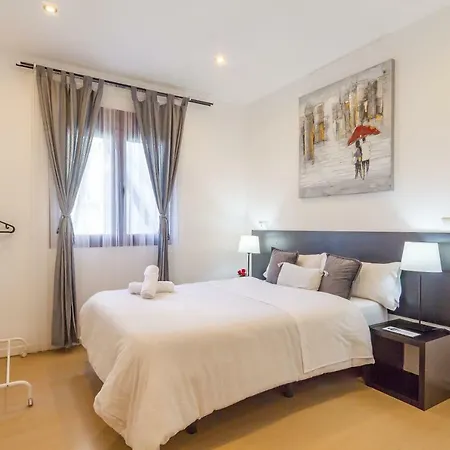 Ayz Javier Cabrini - Auto Check-In Property-2
