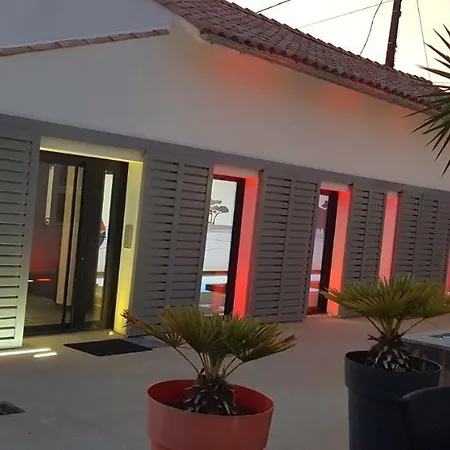 Hôtel La Villa en L'île-3