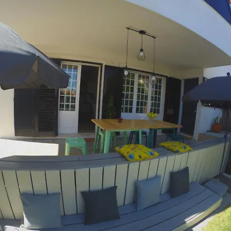 Lisbon Waves Surf Lodge-3