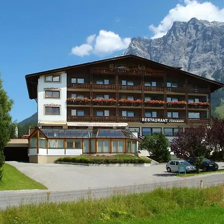 Hotel Feneberg-3