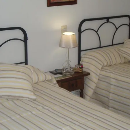 Hostal Alba Taruta-2