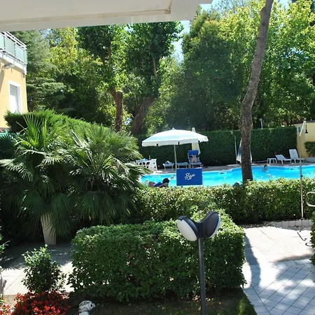 Hotel Bahama-2