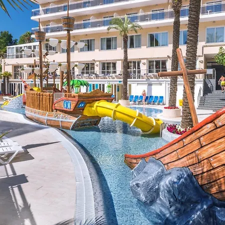 Hotel Oasis Park Splash-2