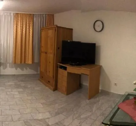 Stadt Apartment-3