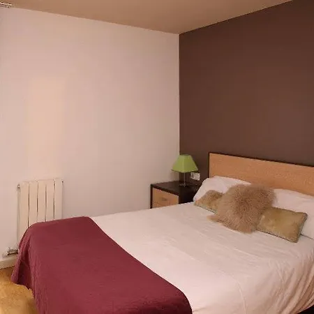 Mh Guell Apartments-3
