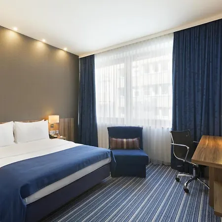 Holiday Inn Express Frankfurt City Hauptbahnhof-2