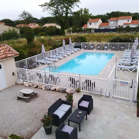 Hotel Bleu Azur-3