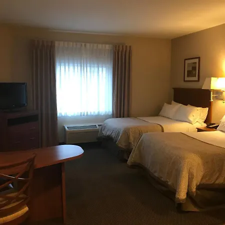 Candlewood Suites Kansas City Airport-2