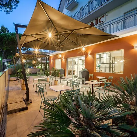 Hotel Abc-3