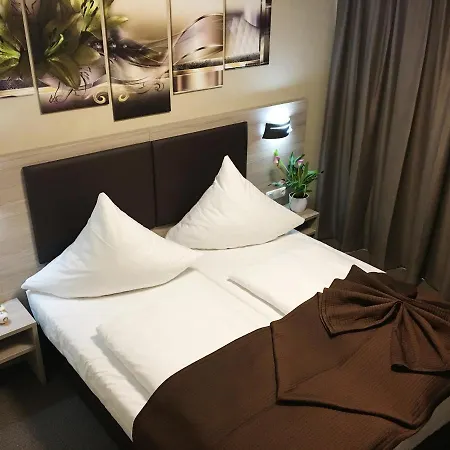 Hotel Glinde-2