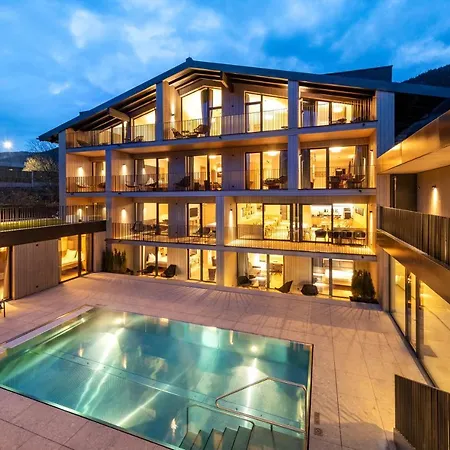 Emma Deluxe Aparthotel, Aircondition, Ganzjaehrig Beheizter Aussenpool & Skibus Direkt Vor Der Tuer-2