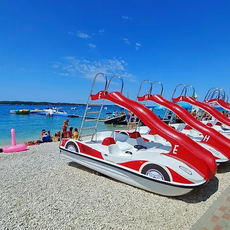 Mobile Homes Bi Village - Adriatic Kampovi-3