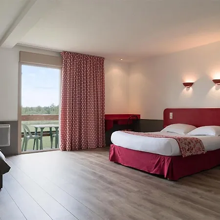 Logis Hôtel Restaurant La Vieille Ferme, Mâcon Nord-2