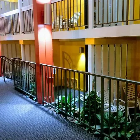 Bel-Aire Hotel Lake Erie-2