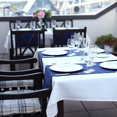City Hotel Teater-2