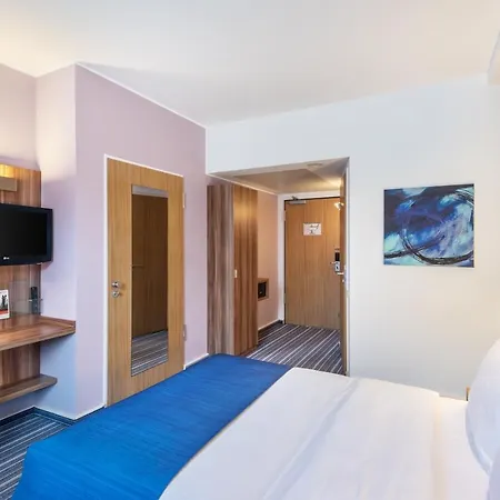 Holiday Inn Express Essen - City Centre-3