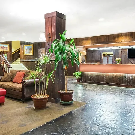 Ramada By Wyndham Denver Downtown-3