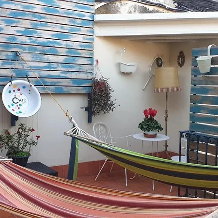 Hotel Hostal Chic-2