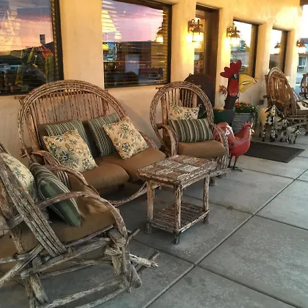 The Lodge On Route 66-3