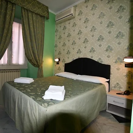 Hotel Ferrarese-3