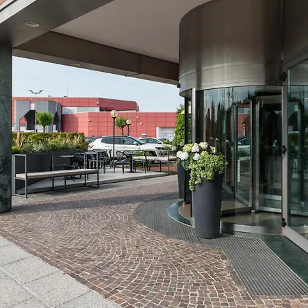 Point Hotel-2