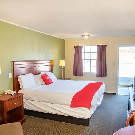 Rest Inn - Extended Stay, I-40 Airport, Wedding & Event Center-2