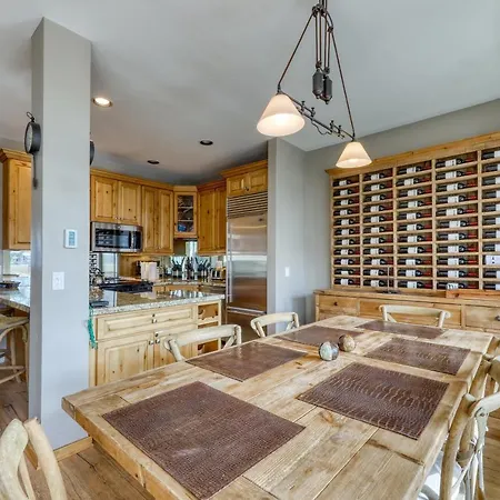 Premier Sun Vail Condo-2