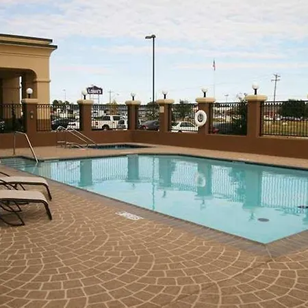 Durant Inn & Suites-3