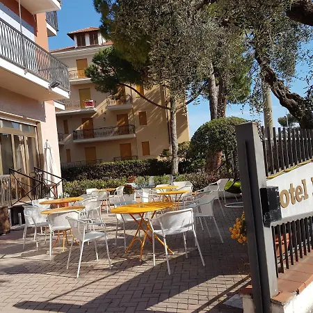 Hotel Kristall-3