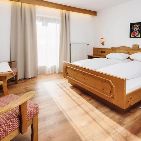 Hotel Komperdell-2